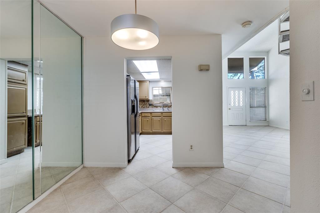 9819 Smokefeather Lane