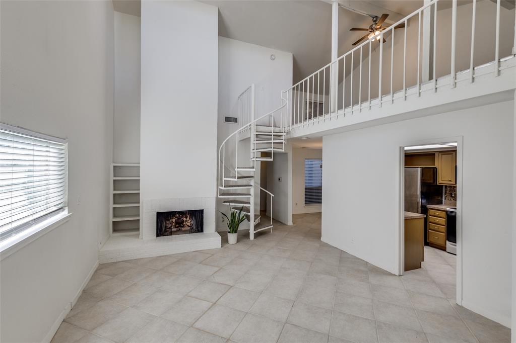 9819 Smokefeather Lane