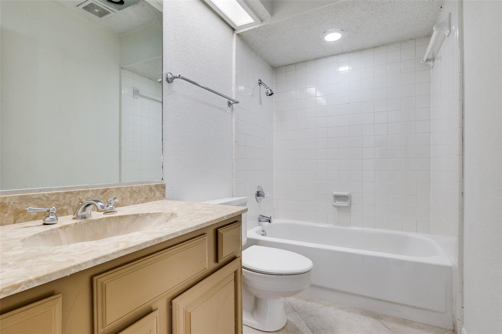 Chimney Hill 04 Instl - Residential Lease