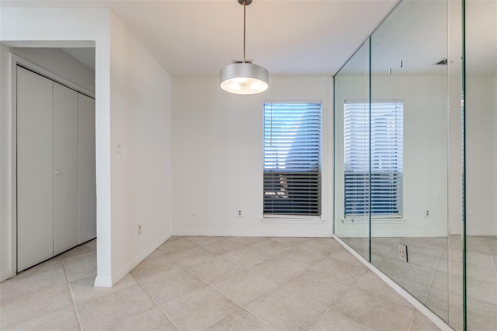 Chimney Hill 04 Instl - Residential Lease