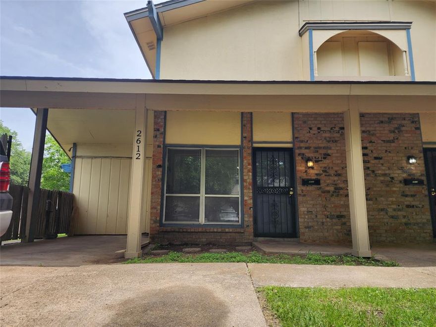 Really shows well, baths and kitchen remodeled plus an extra room for a study! New flooring, new roof and porch. Was originally a model home, so extra lighting, large kitchen and dinning. 3 bedrooms and a bathroom upstairs and 1 bedroom and bathroom downstairs. Special financing opportunity. Up to $15,000 move in assistance and 5.5% interest available.