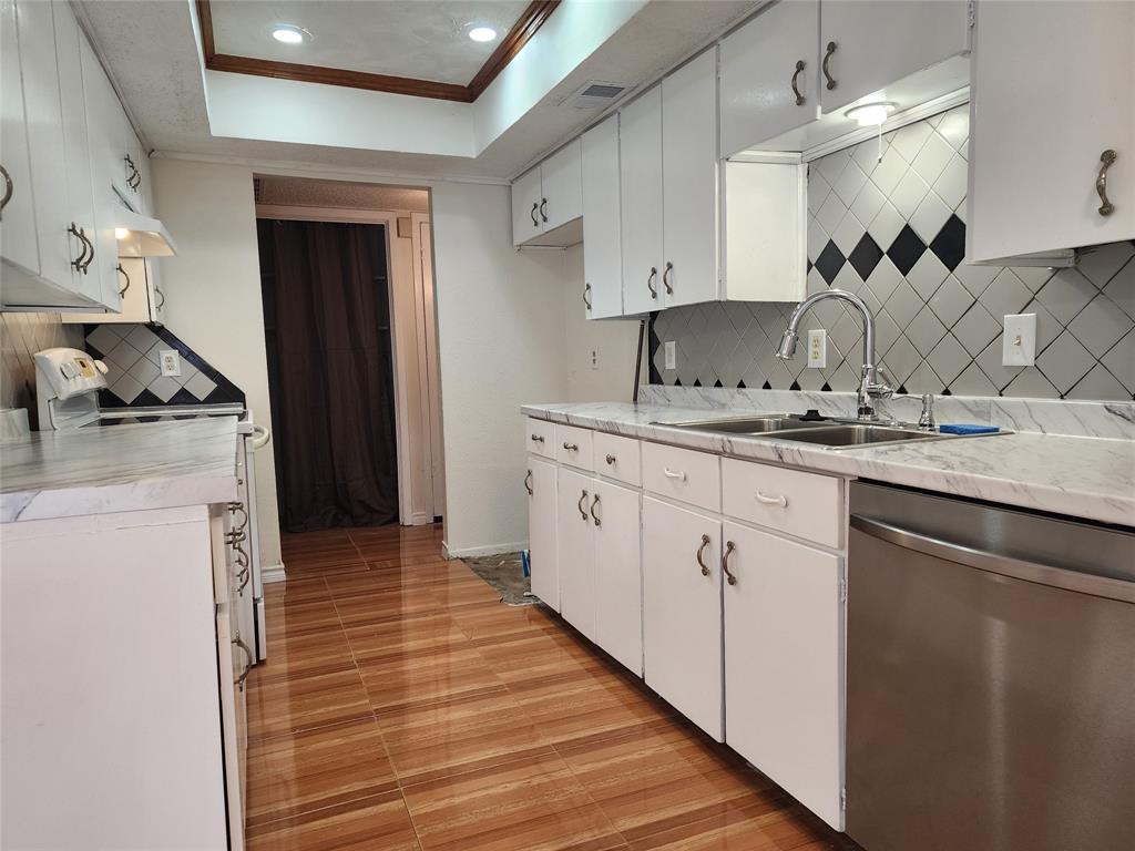 Two Worlds Rev - Residential