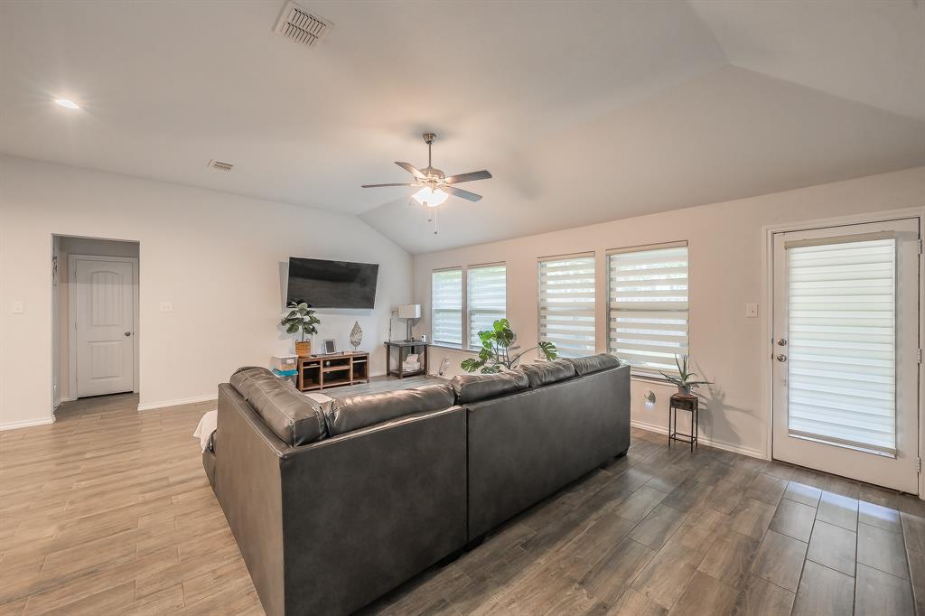 Hulen Tr - Residential