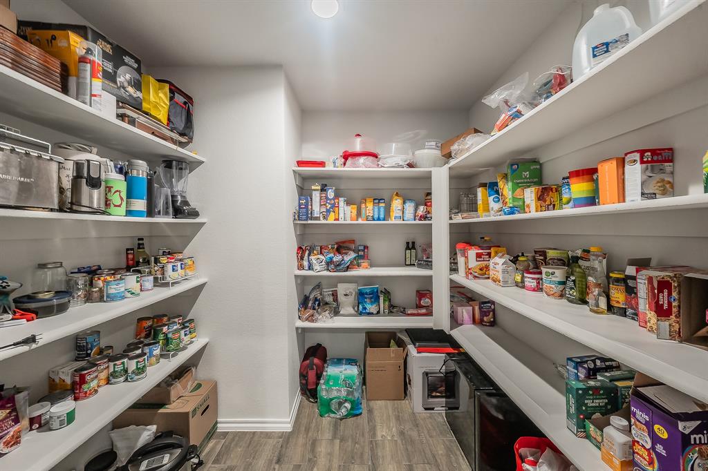 Hulen Tr - Residential