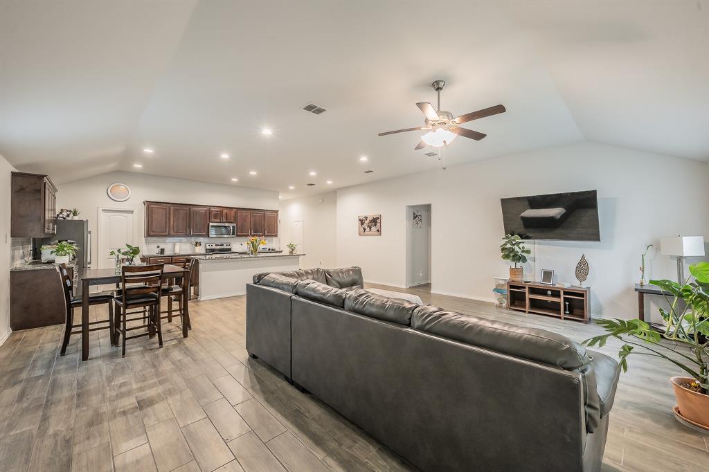 Hulen Tr - Residential