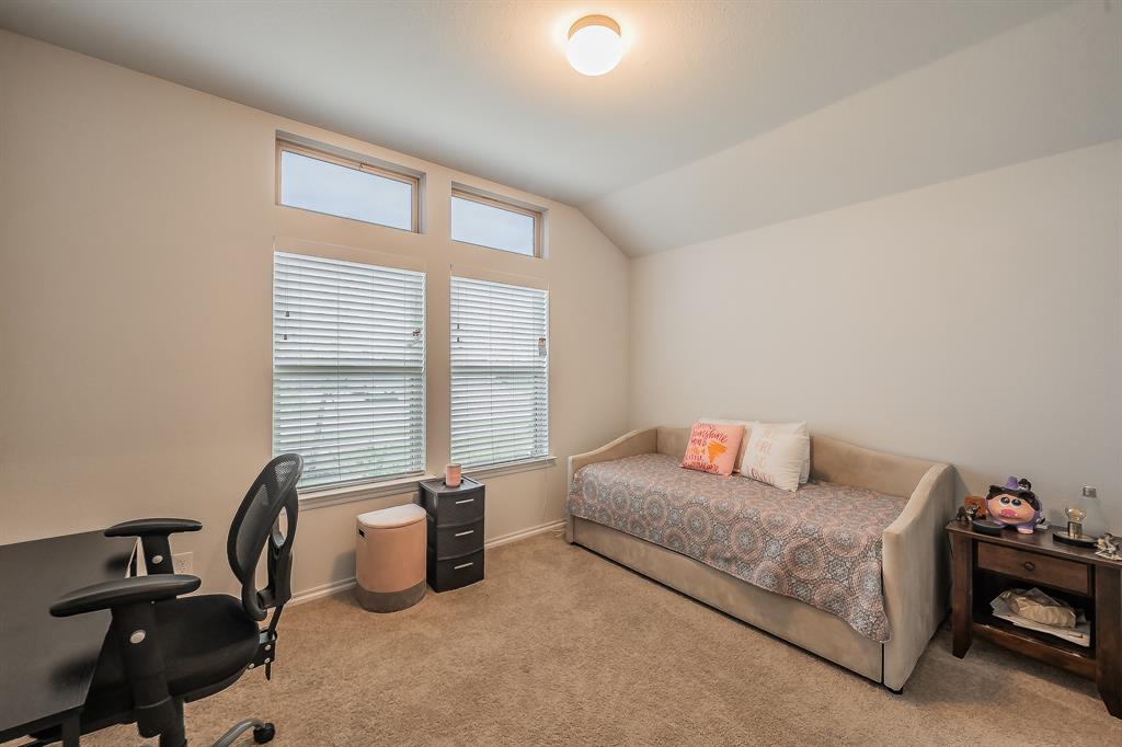 Hulen Tr - Residential