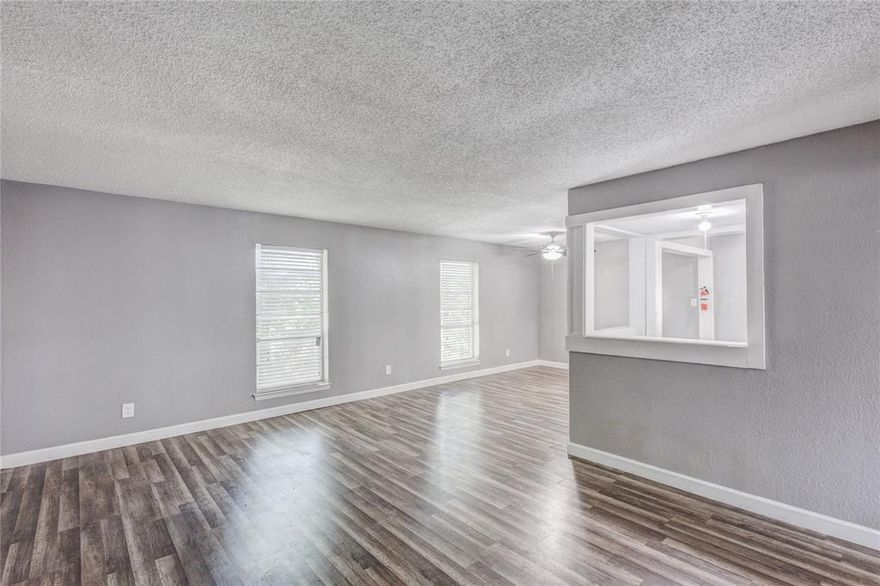 Charming 2-bedroom condo with great potential awaits your personal touch perfect opportunity for investors or fist time buyers,