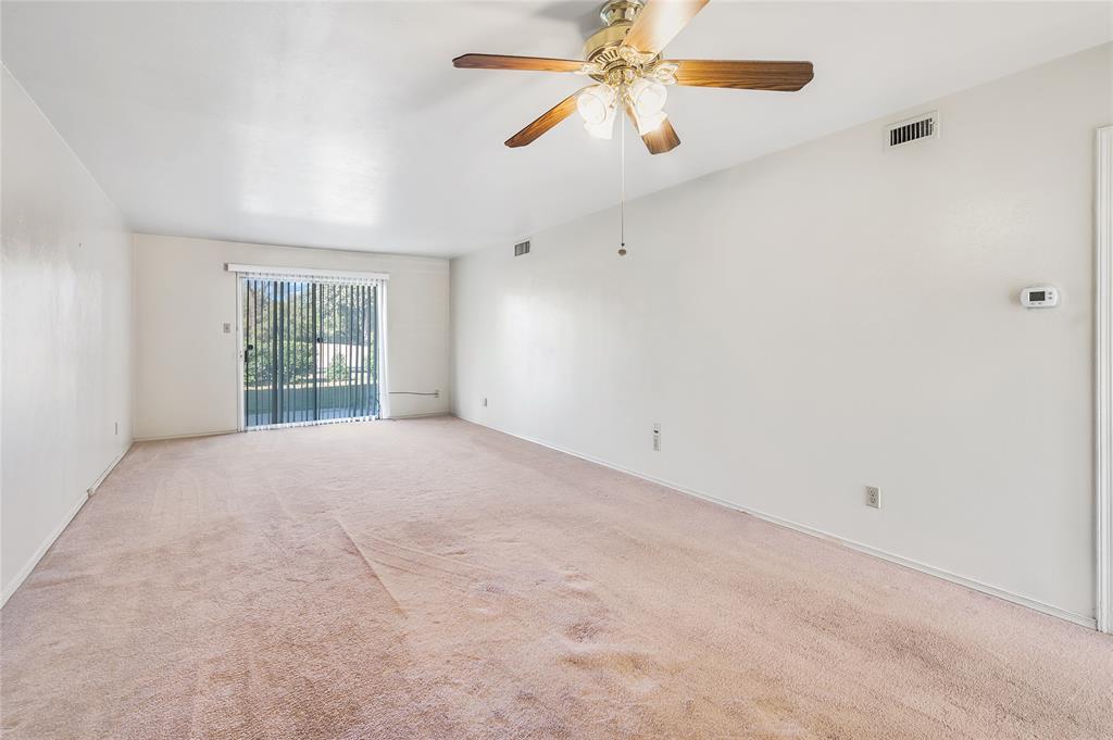 4036 Ridglea Country Club Drive 1006