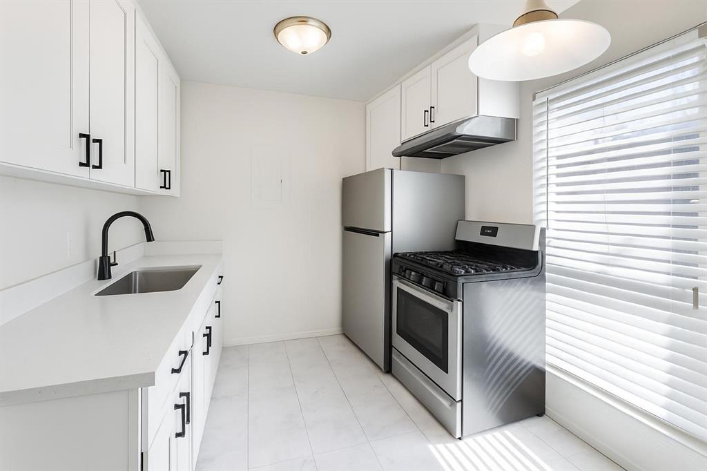 Ridglea Estate Condo - Residential