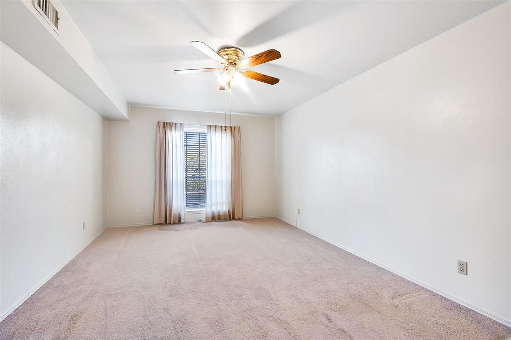 Ridglea Estate Condo - Residential