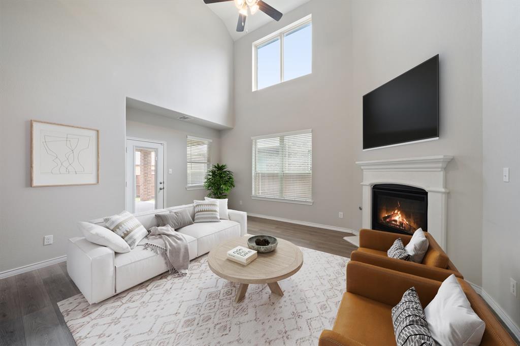 Homeplace At The Columns, The - Residential