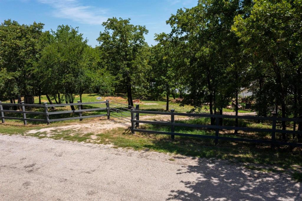 Eagle Pointe - Land