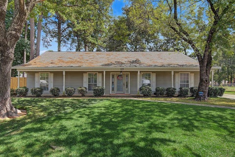 Photo of 10011 Bedlington Court, Shreveport, LA 71118 (MLS # 21361208)