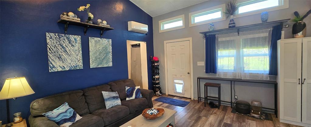 WHITAKER CHARLES - Residential