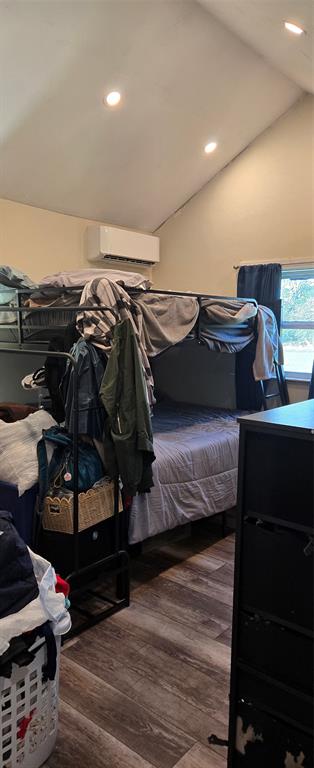 WHITAKER CHARLES - Residential