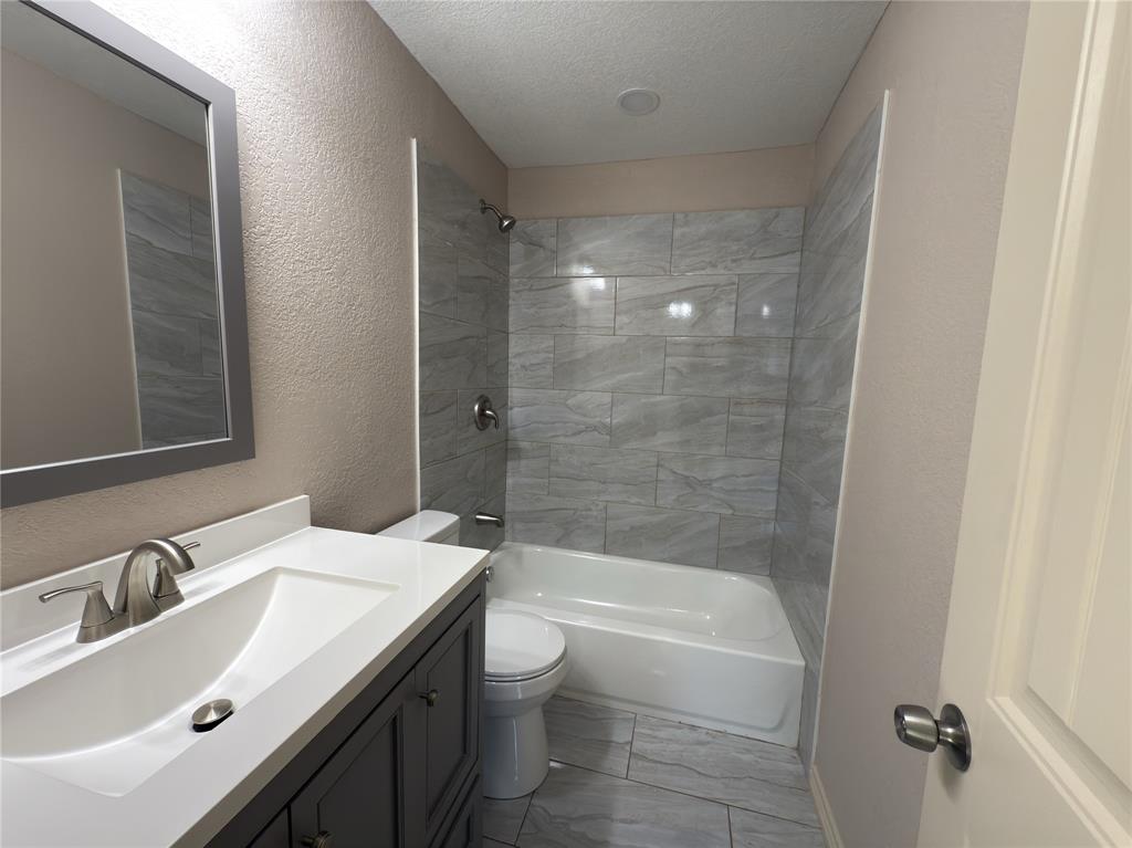 Rolling Oaks North - Residential