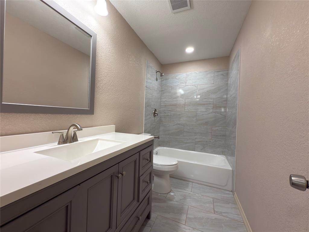 Rolling Oaks North - Residential