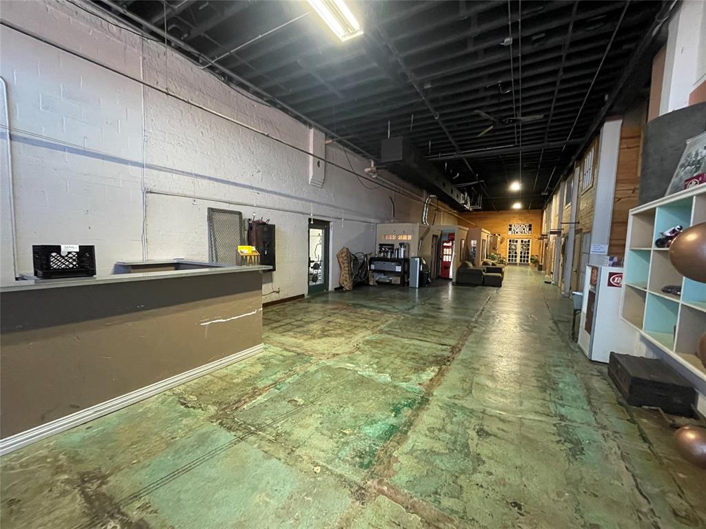 OTP DENISON - Commercial Sale