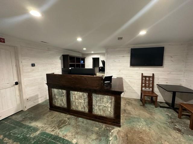 OTP DENISON - Commercial Sale