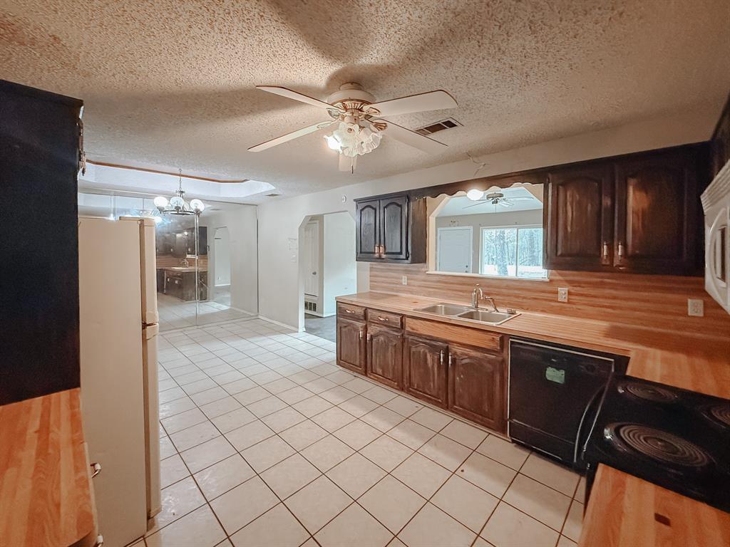 Tall Timber Estate #3 - Residential