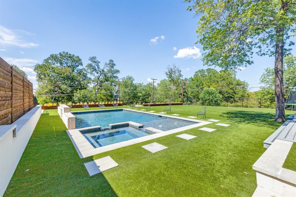 Lake Highlands Estates - Residential