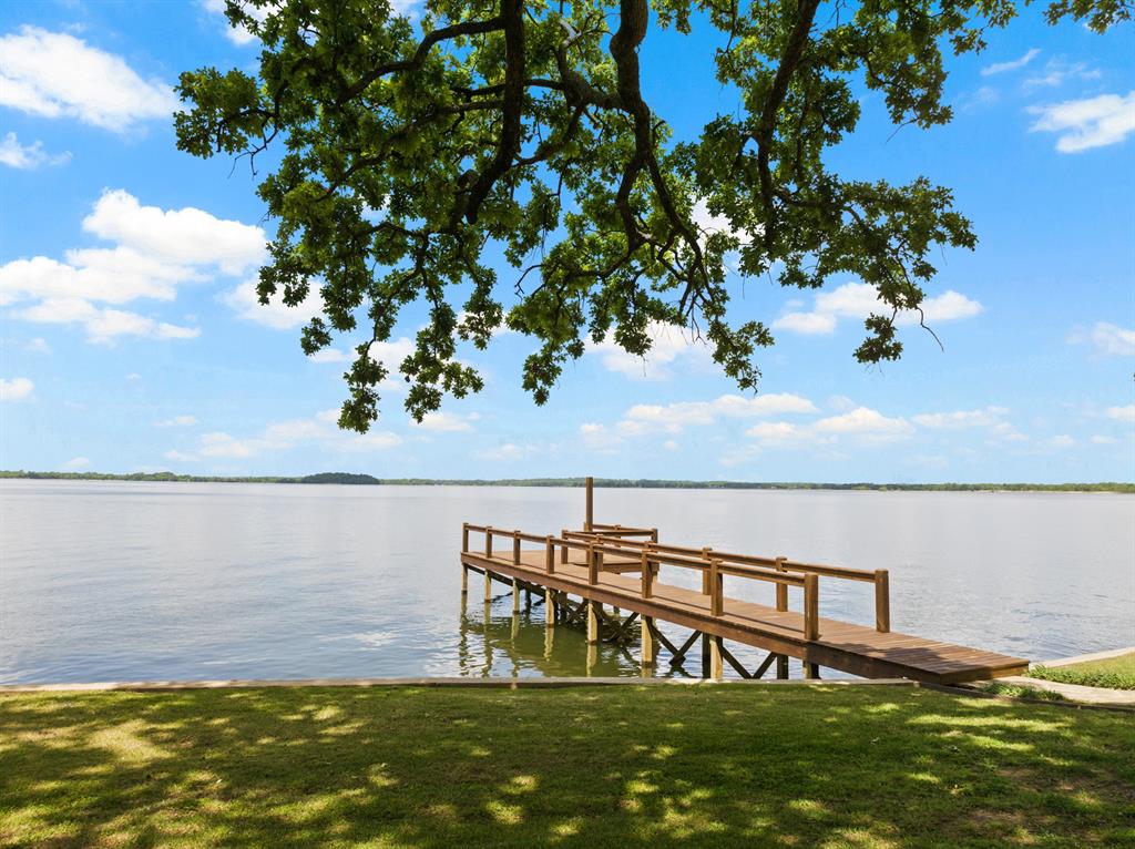 Meadowlake Estates - Residential