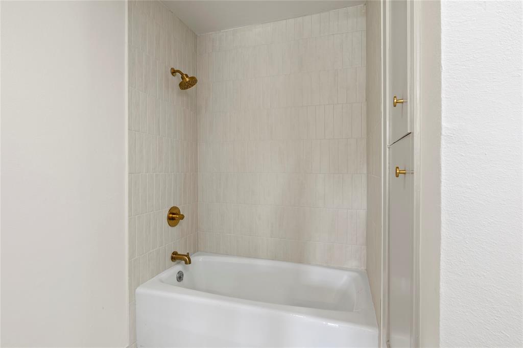 Meadowlake Estates - Residential