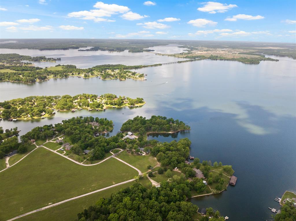 Meadowlake Estates - Residential