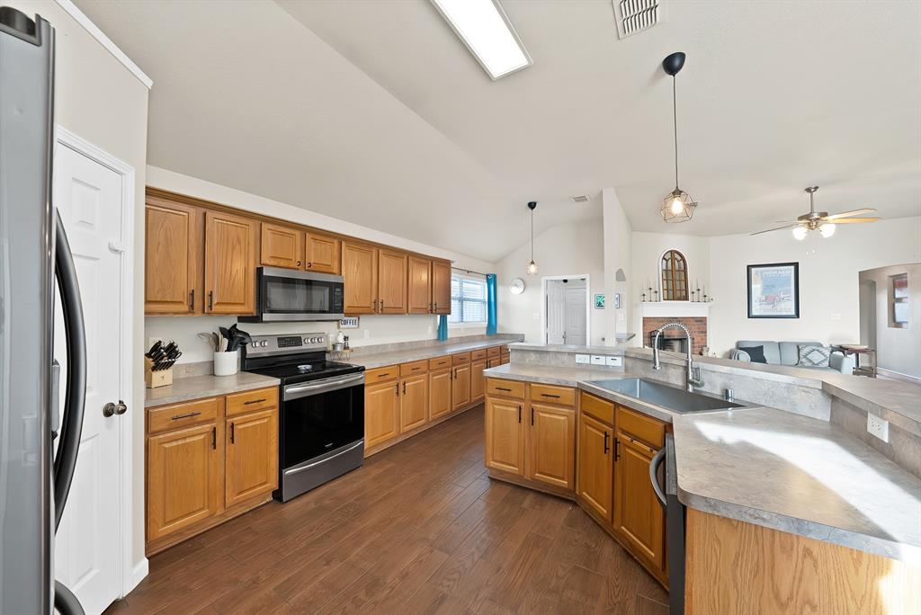 FOSSIL LAKE ADDITION - Residential