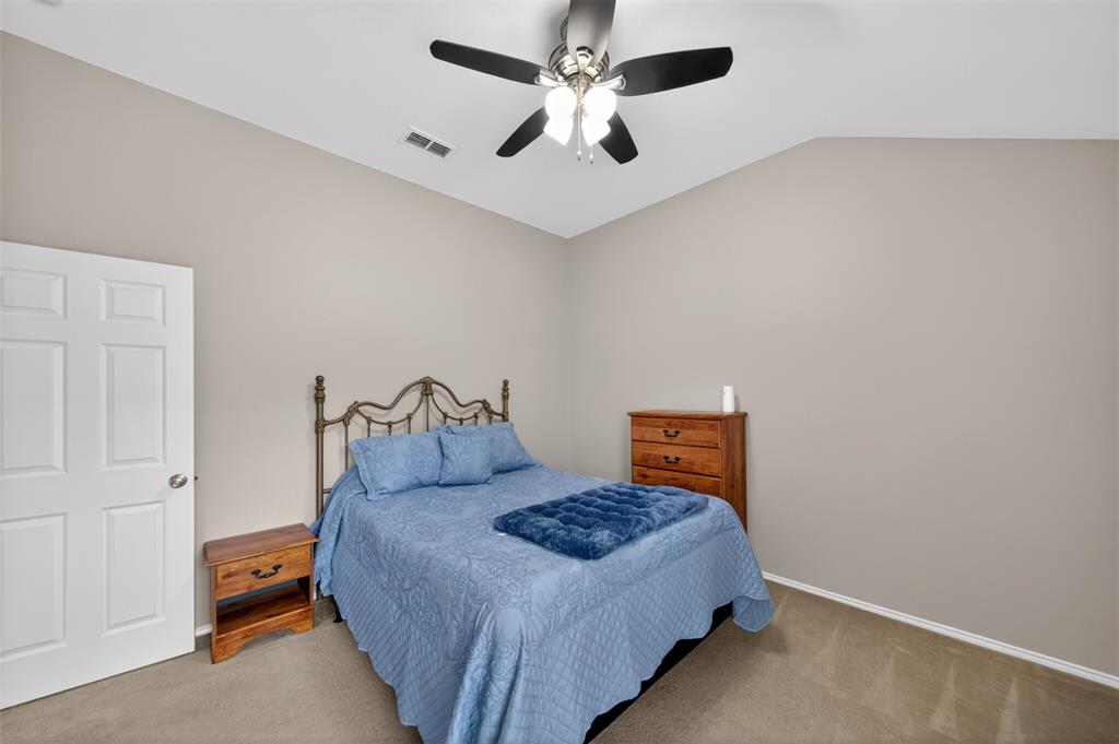 S123060 Eagles Peak Nest - Residential