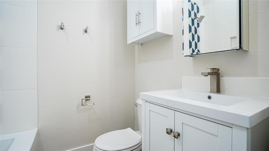 Canyon Creek V - Residential Income