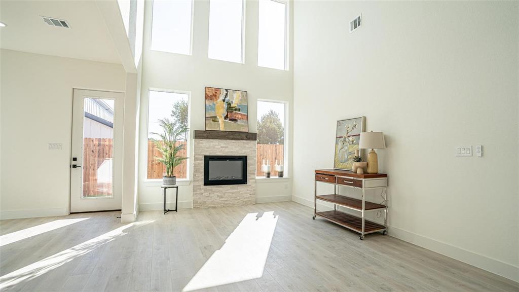 5634, 5702, 5624 Barkridge & Van Horn Drive