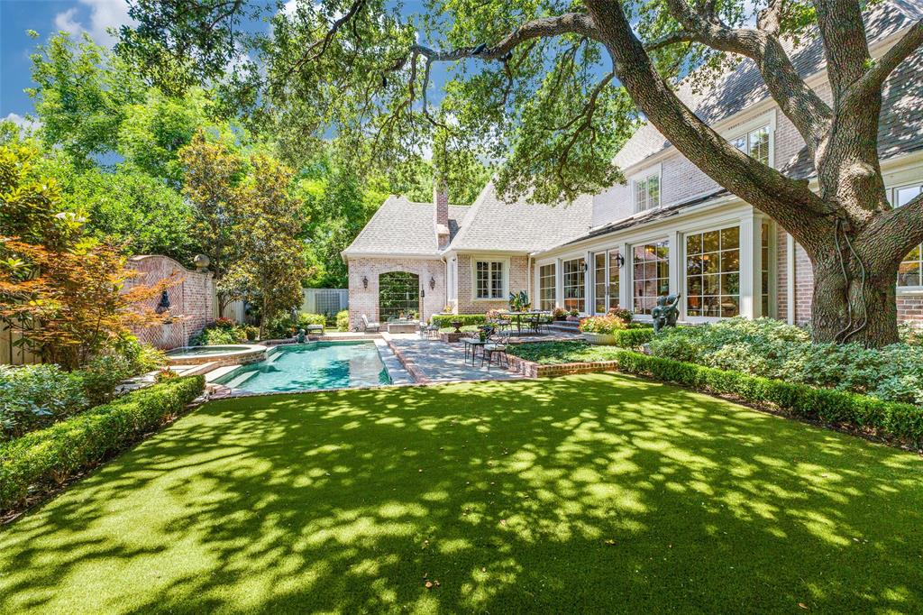 El Parado - Residential