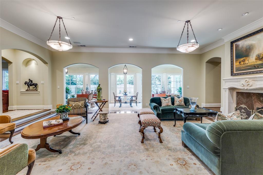 El Parado - Residential