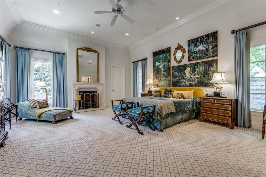 El Parado - Residential