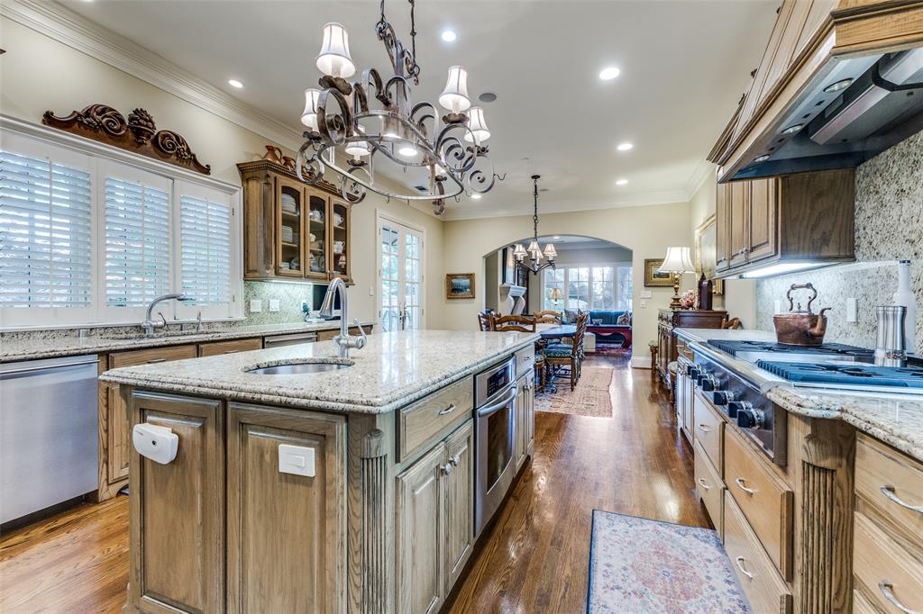 El Parado - Residential