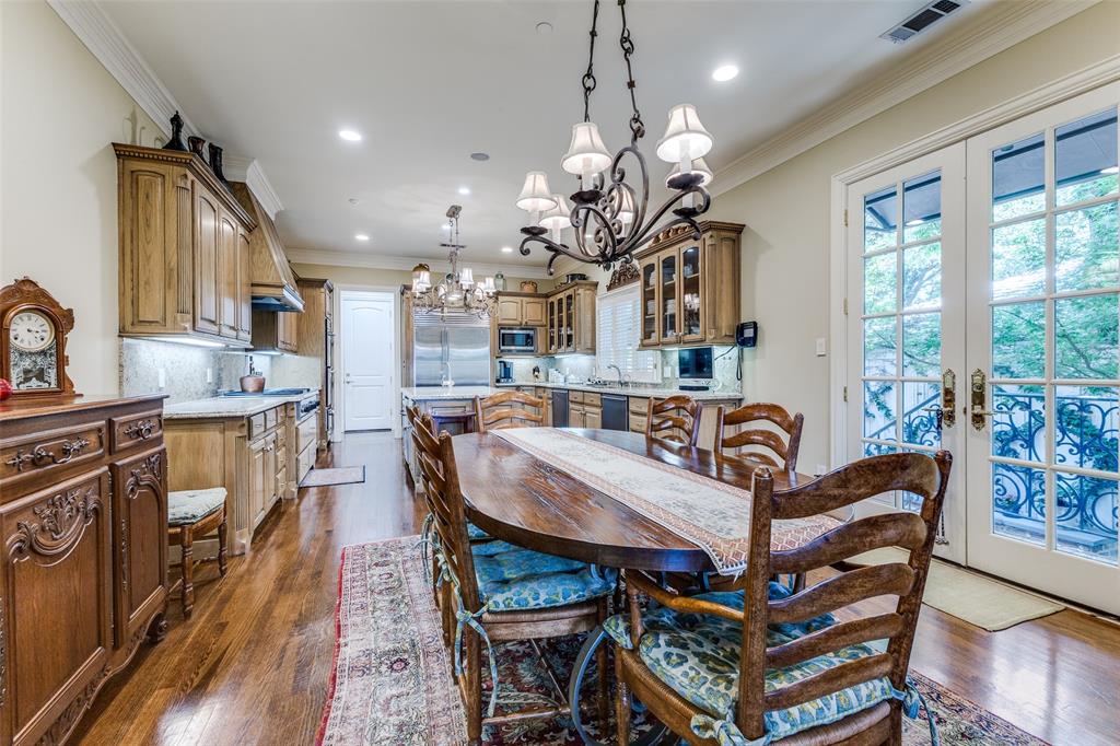 El Parado - Residential