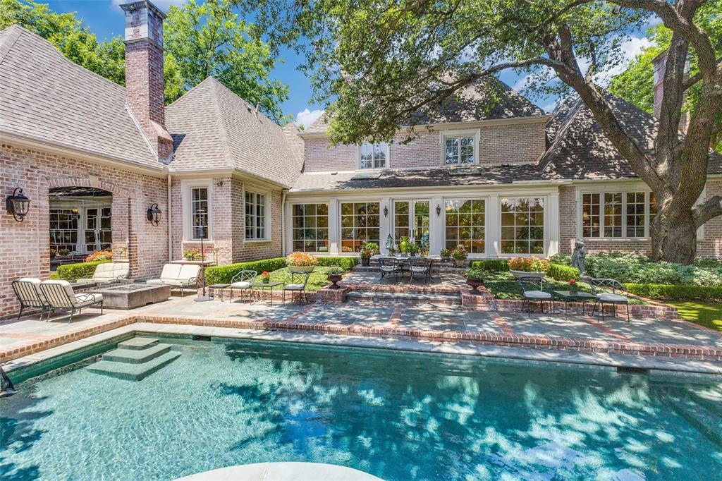 El Parado - Residential