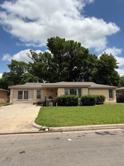 3524 Paramount Street North Richland Hills TX 76117