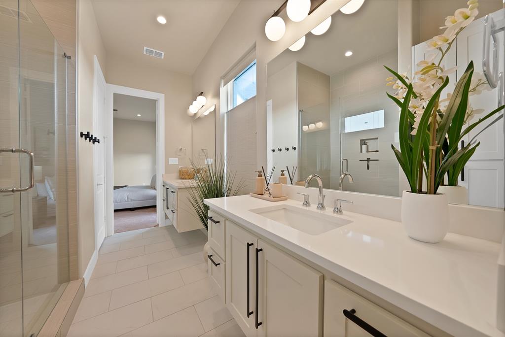 Main 7 Twnhm Add - Residential