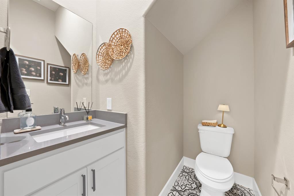 Main 7 Twnhm Add - Residential