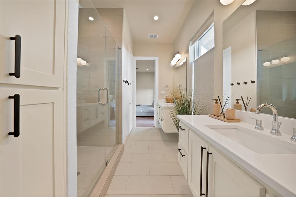 Main 7 Twnhm Add - Residential