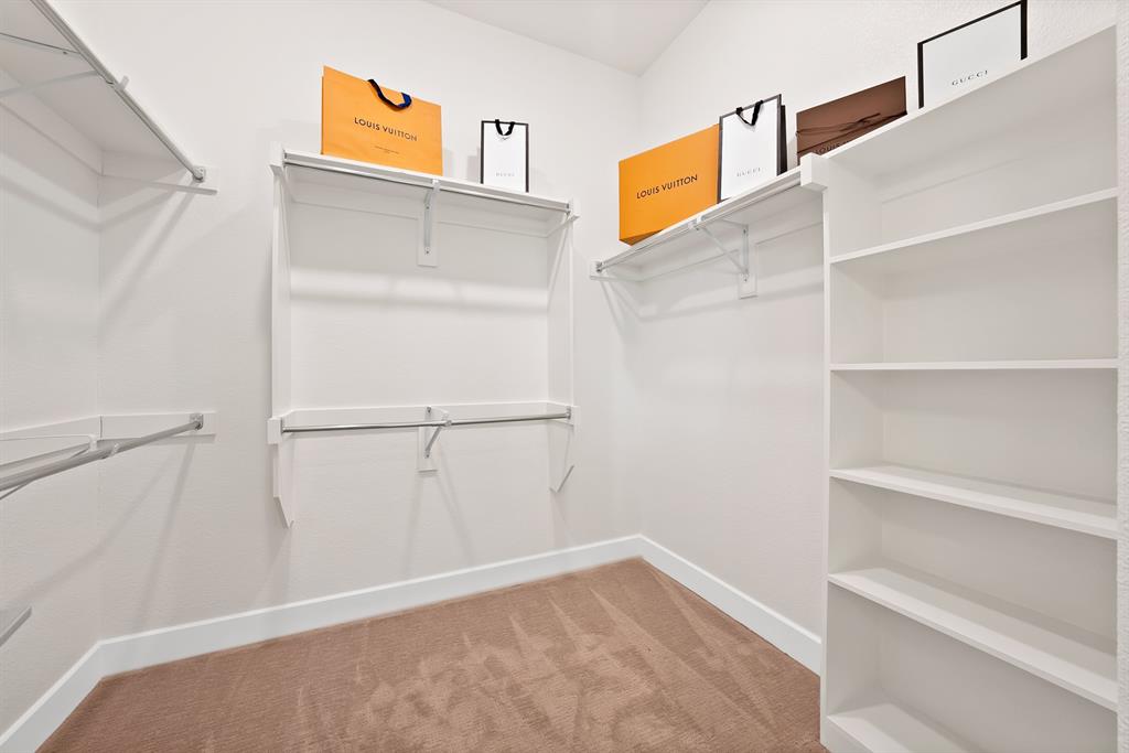 Main 7 Twnhm Add - Residential