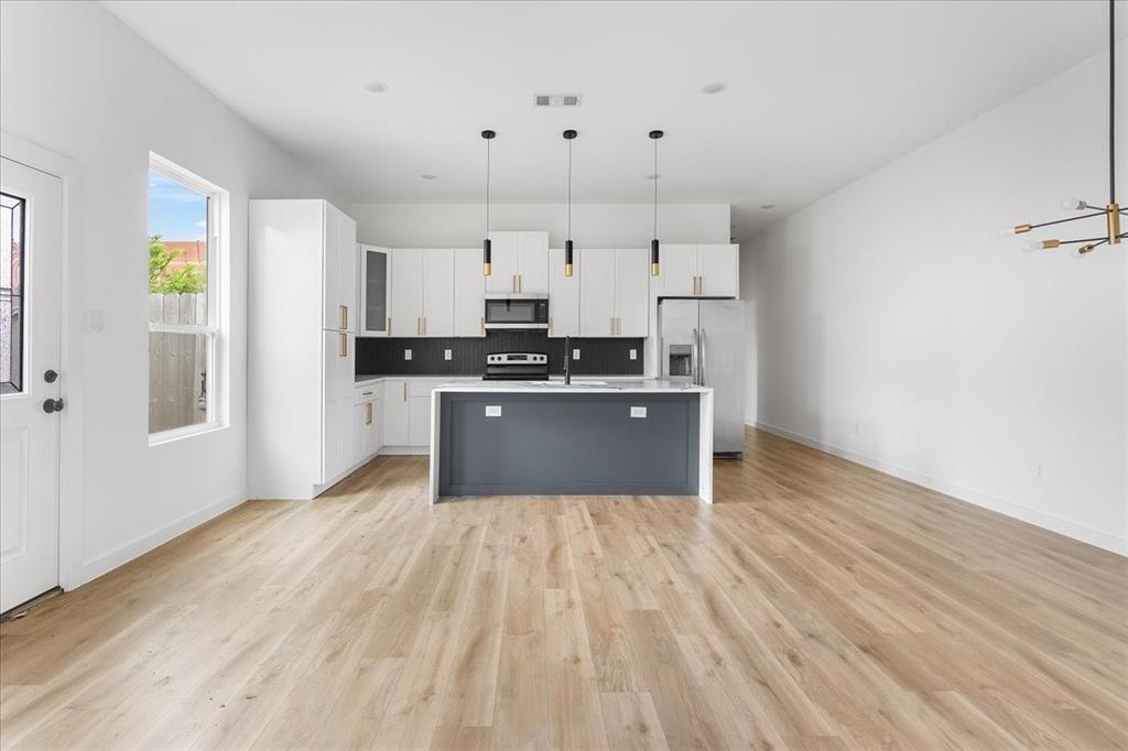 5223 Colonial Avenue