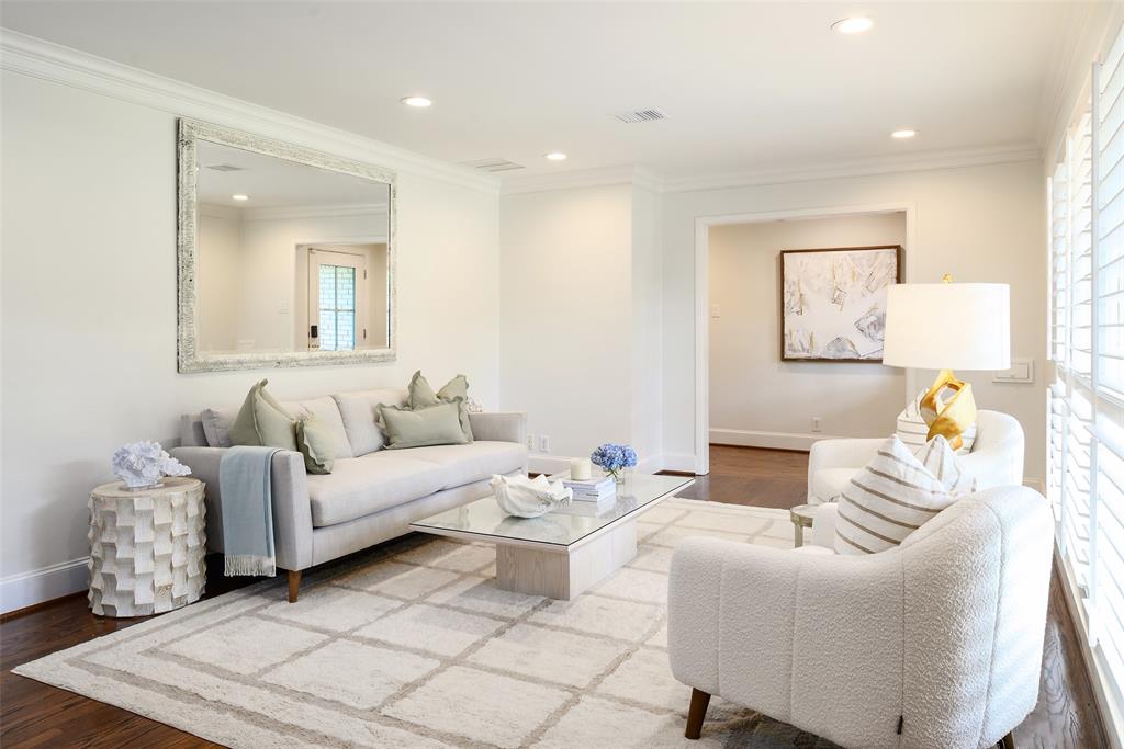 5839 Meadow Crest Drive