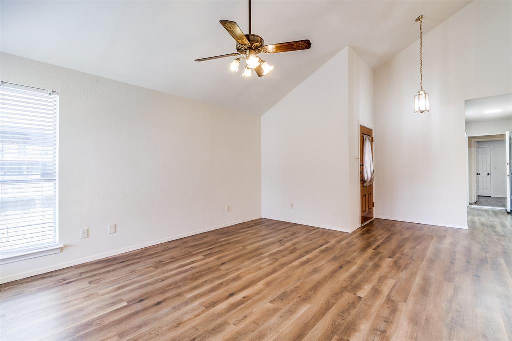 Village Green 01 - Residential