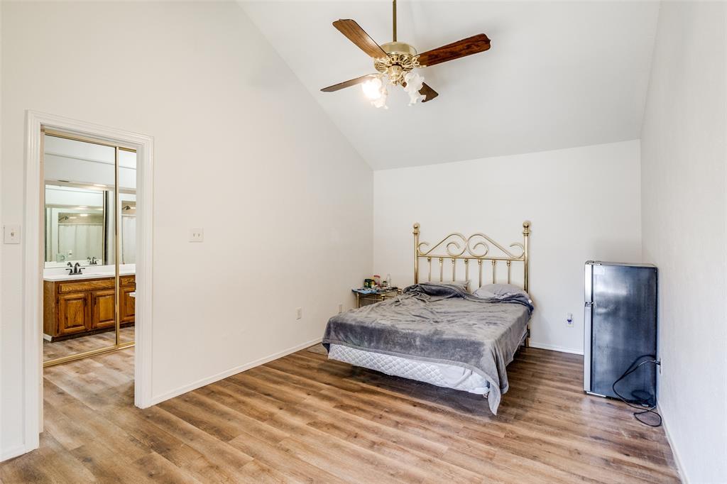 Village Green 01 - Residential