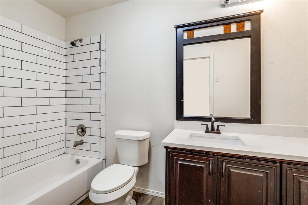 Village Green 01 - Residential