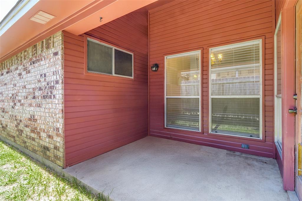 Village Green 01 - Residential