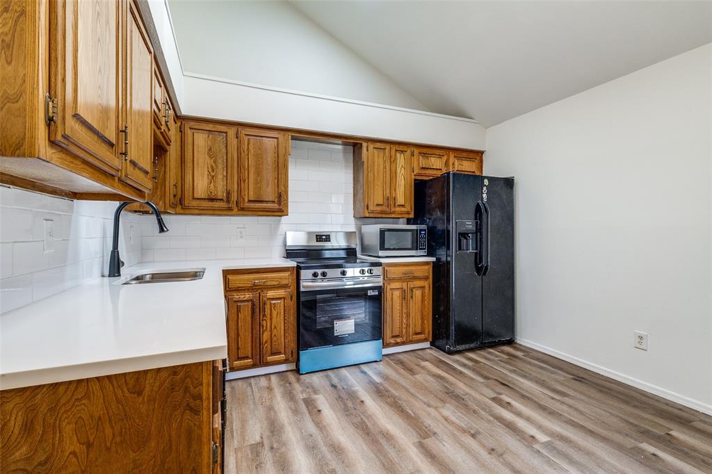 Village Green 01 - Residential